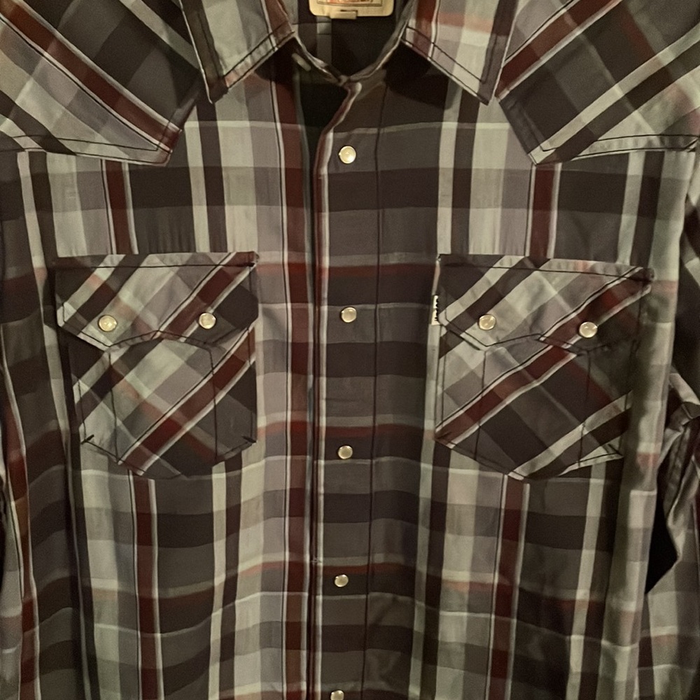 Levi’s long sleeve button down shirt - Picture 3 of 4